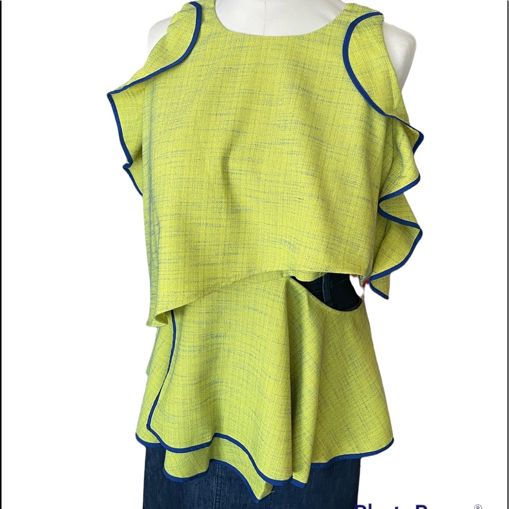 Cold Shoulder Top - Picture 7 of 10